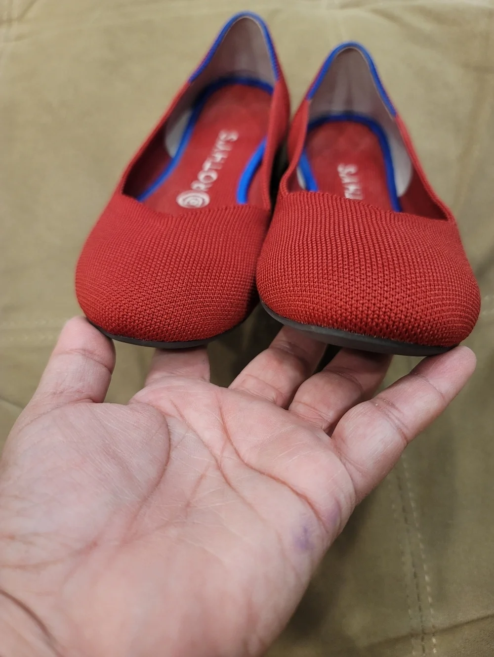 Sz 8 Rothy’s Red Rounded Toe Flats Knit Slip-On Sustainable Chic
